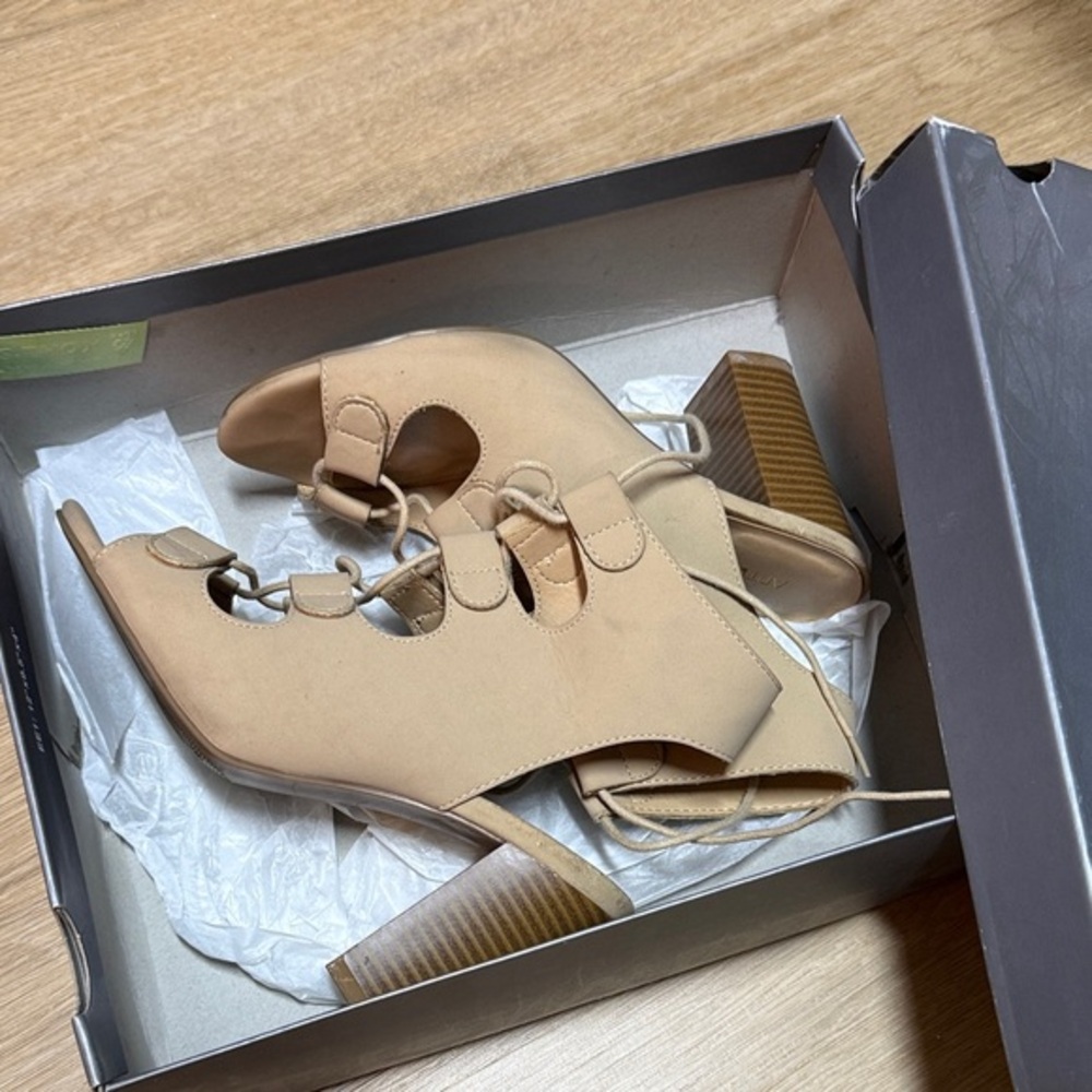 Apt.9 Heels